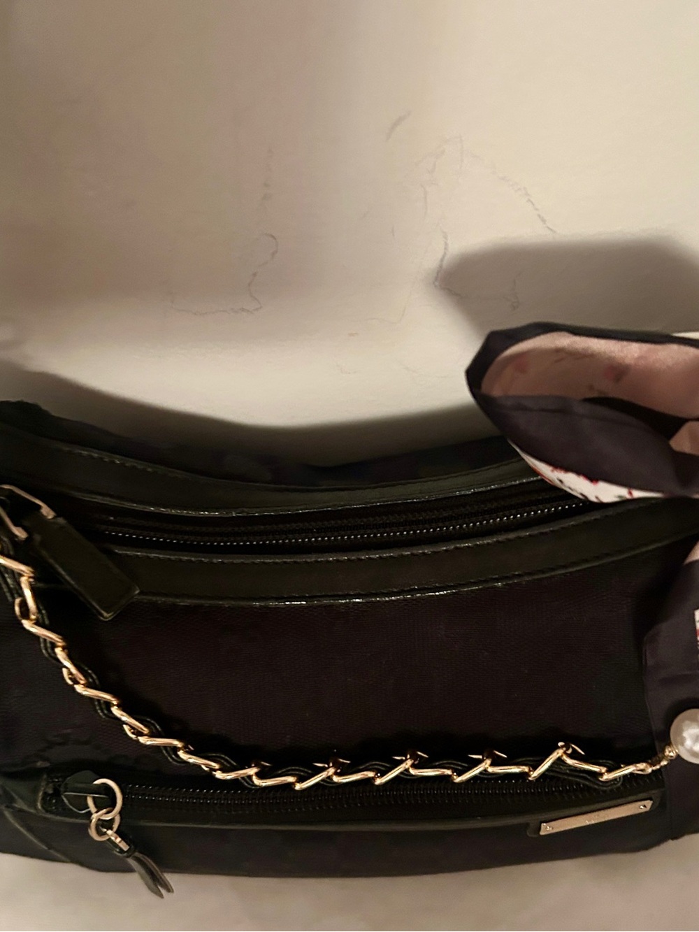 Gucci GG Canvas Black Shoulder Hobo with Gold Chain and Scarf Charm - Picture 16 of 16